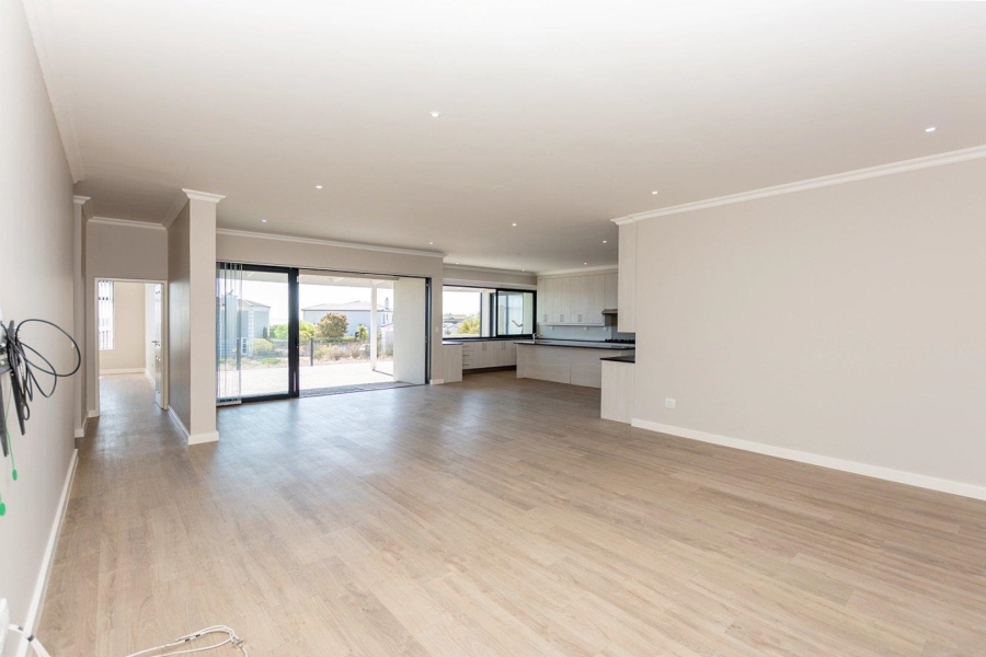 4 Bedroom Property for Sale in Myburgh Park Western Cape